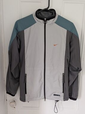 Vintage Nike Men's Light Gray, Teal & Dark Gray Windbreaker Jacket
